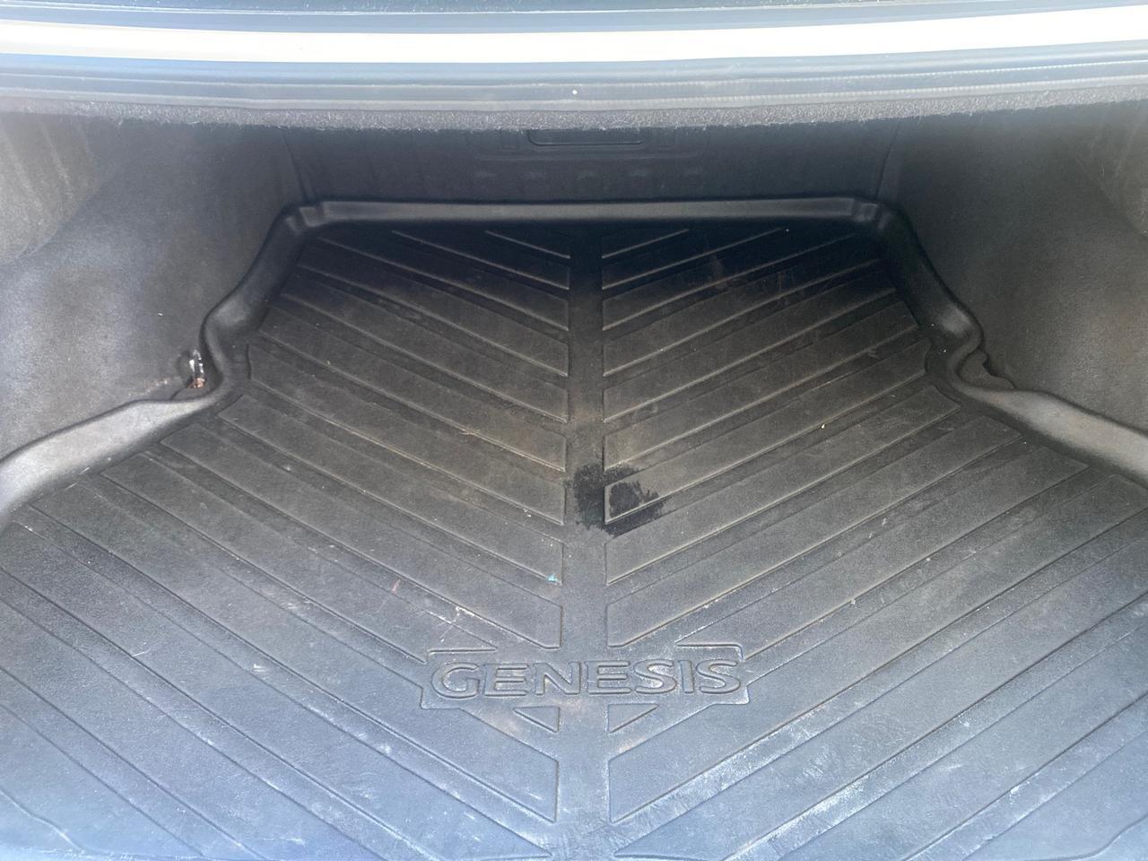 2012 Hyundai Genesis 4.6L V8 LOW MILES PEARL WHITE Pompano Beach FL