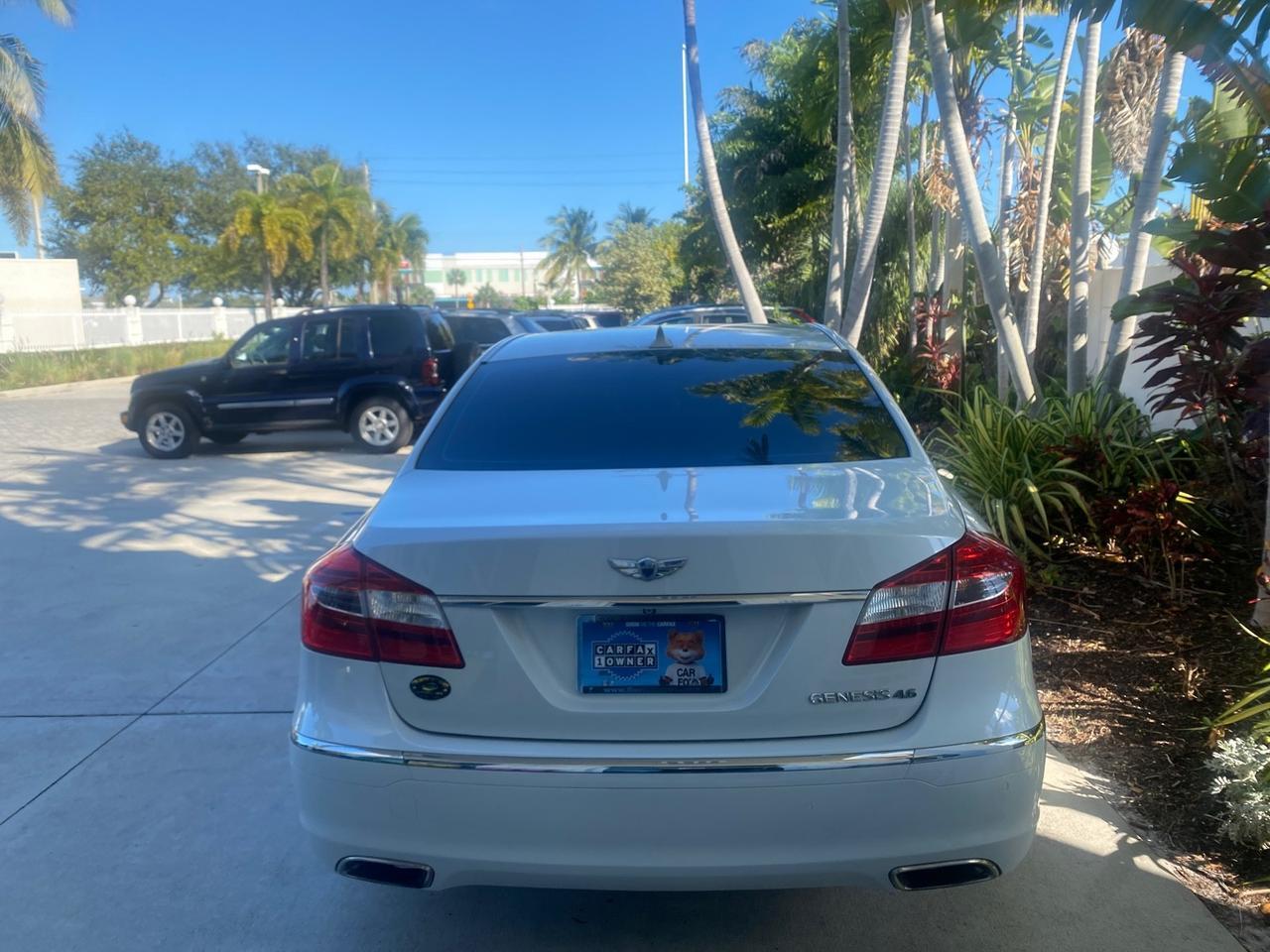 2012 Hyundai Genesis 4.6L V8 LOW MILES PEARL WHITE Pompano Beach FL