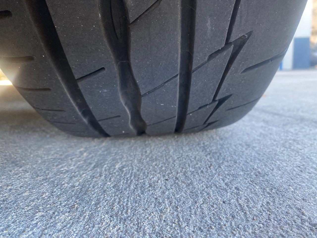 2012 Hyundai Genesis 4.6L V8 LOW MILES PEARL WHITE Pompano Beach FL