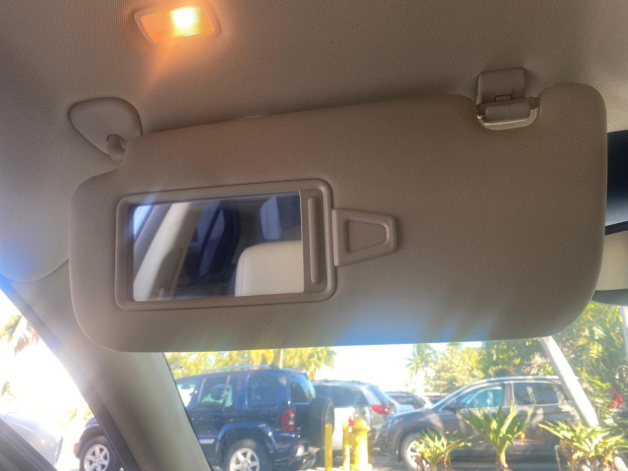 2012 Hyundai Genesis 4.6L V8 LOW MILES PEARL WHITE Pompano Beach FL