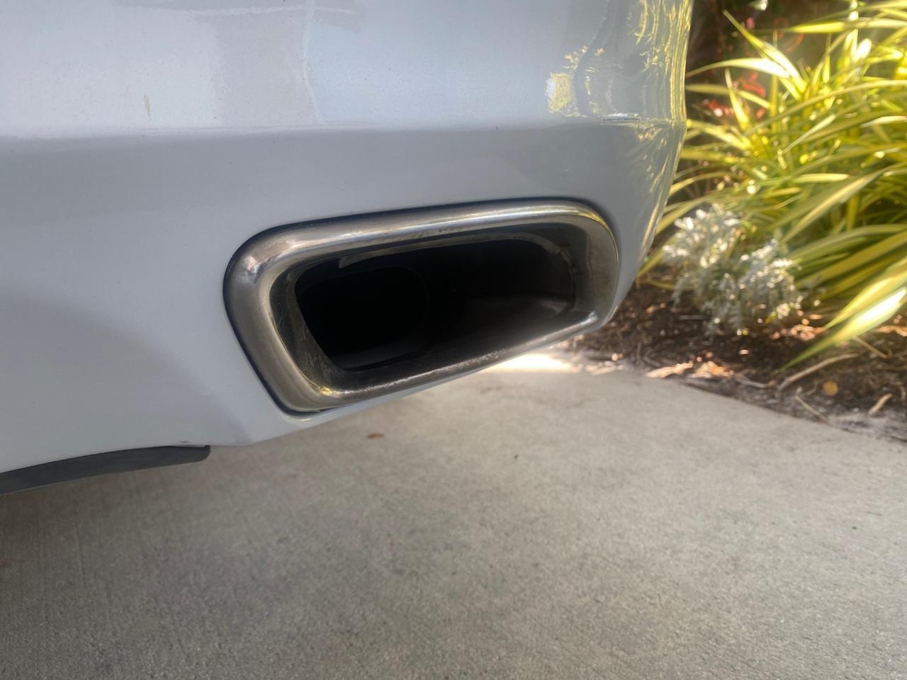 2012 Hyundai Genesis 4.6L V8 LOW MILES PEARL WHITE Pompano Beach FL