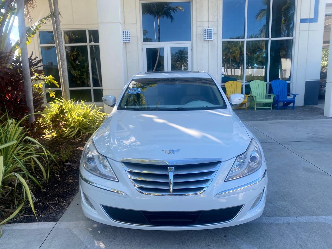 2012 Hyundai Genesis 4.6L V8 LOW MILES PEARL WHITE Pompano Beach FL