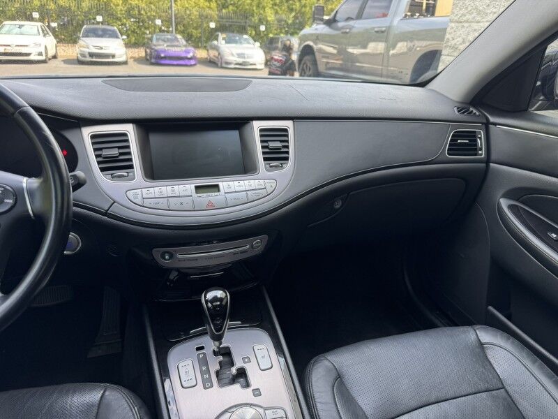 2012 Hyundai Genesis 5.0L Willow Grove PA