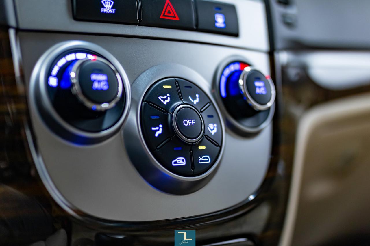 2012 Hyundai Santa Fe AWD GL Red Deer AB