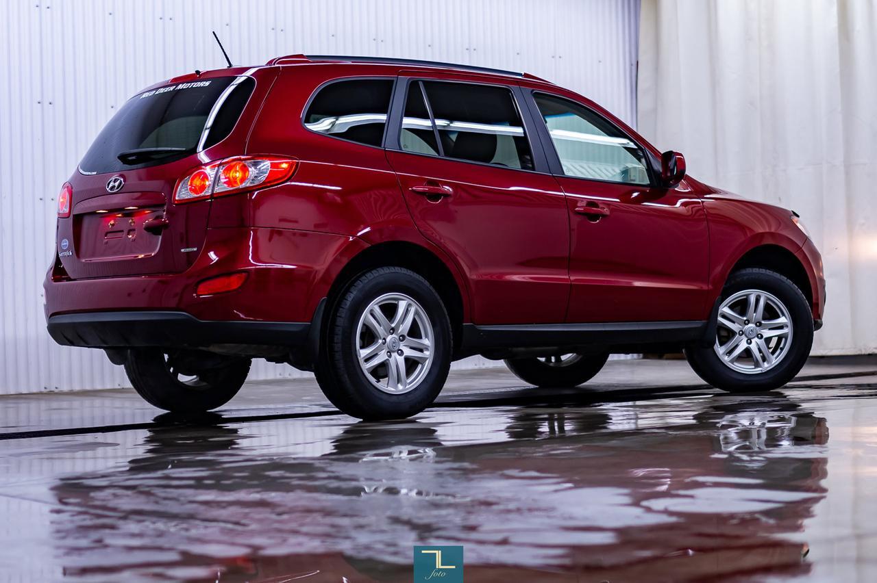 2012 Hyundai Santa Fe AWD GL Red Deer AB