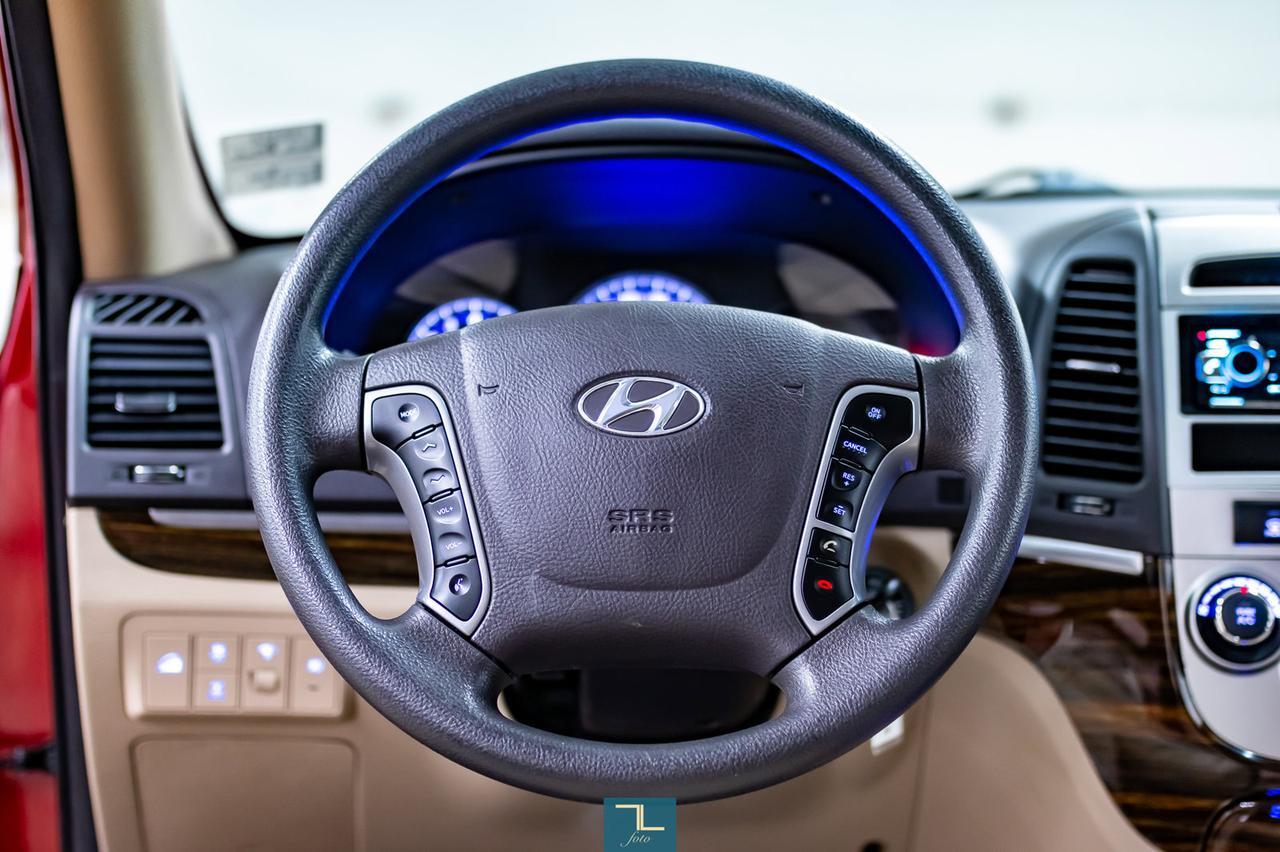 2012 Hyundai Santa Fe AWD GL Red Deer AB