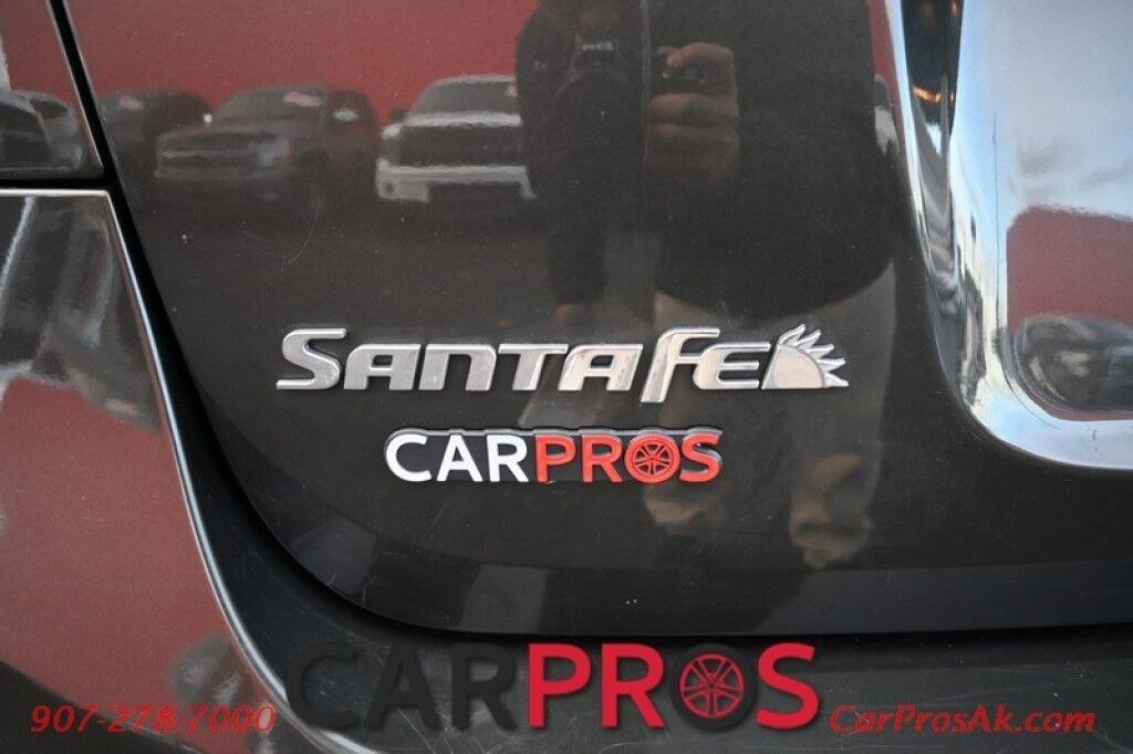 2012 Hyundai Santa Fe GLS - All Wheel Drive - Power Windows & Door Locks - Keyless Entry - AUX & USB Plug-in - Cruise Control - Aluminum Wheels - New Tires Anchorage AK