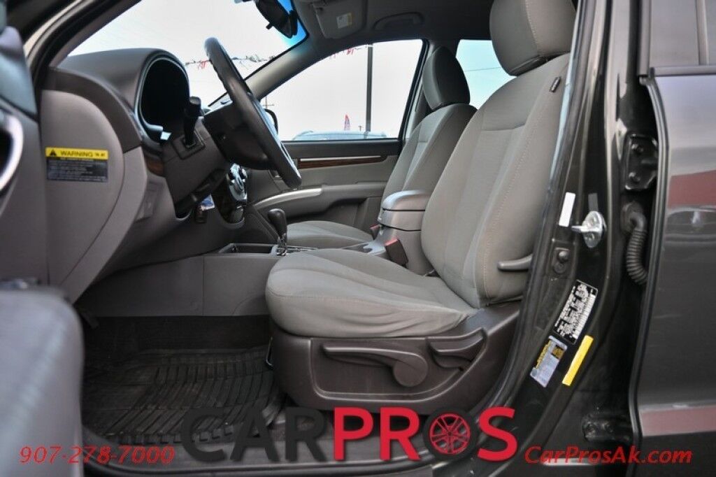 2012 Hyundai Santa Fe GLS - All Wheel Drive - Power Windows & Door Locks - Keyless Entry - AUX & USB Plug-in - Cruise Control - Aluminum Wheels - New Tires Anchorage AK