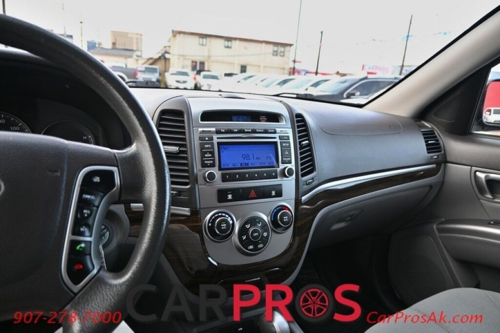 2012 Hyundai Santa Fe GLS - All Wheel Drive - Power Windows & Door Locks - Keyless Entry - AUX & USB Plug-in - Cruise Control - Aluminum Wheels - New Tires Anchorage AK