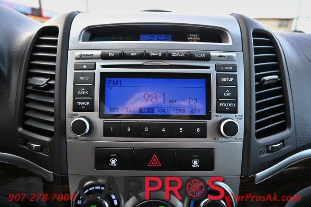 2012 Hyundai Santa Fe GLS - All Wheel Drive - Power Windows & Door Locks - Keyless Entry - AUX & USB Plug-in - Cruise Control - Aluminum Wheels - New Tires Anchorage AK