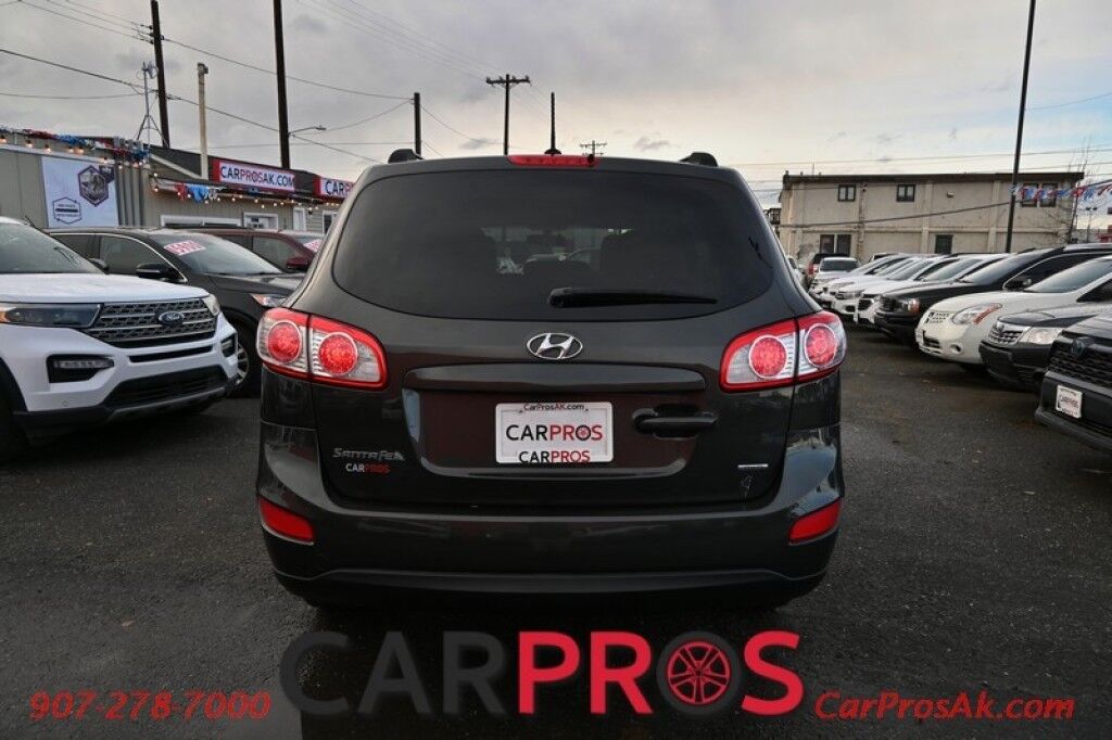 2012 Hyundai Santa Fe GLS - All Wheel Drive - Power Windows & Door Locks - Keyless Entry - AUX & USB Plug-in - Cruise Control - Aluminum Wheels - New Tires Anchorage AK