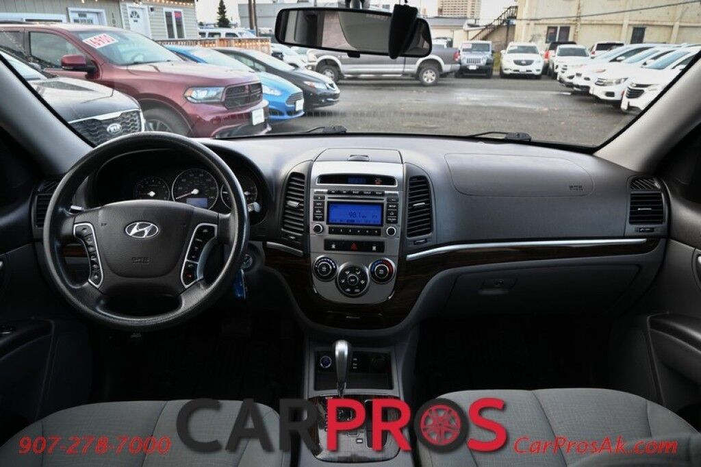 2012 Hyundai Santa Fe GLS - All Wheel Drive - Power Windows & Door Locks - Keyless Entry - AUX & USB Plug-in - Cruise Control - Aluminum Wheels - New Tires Anchorage AK