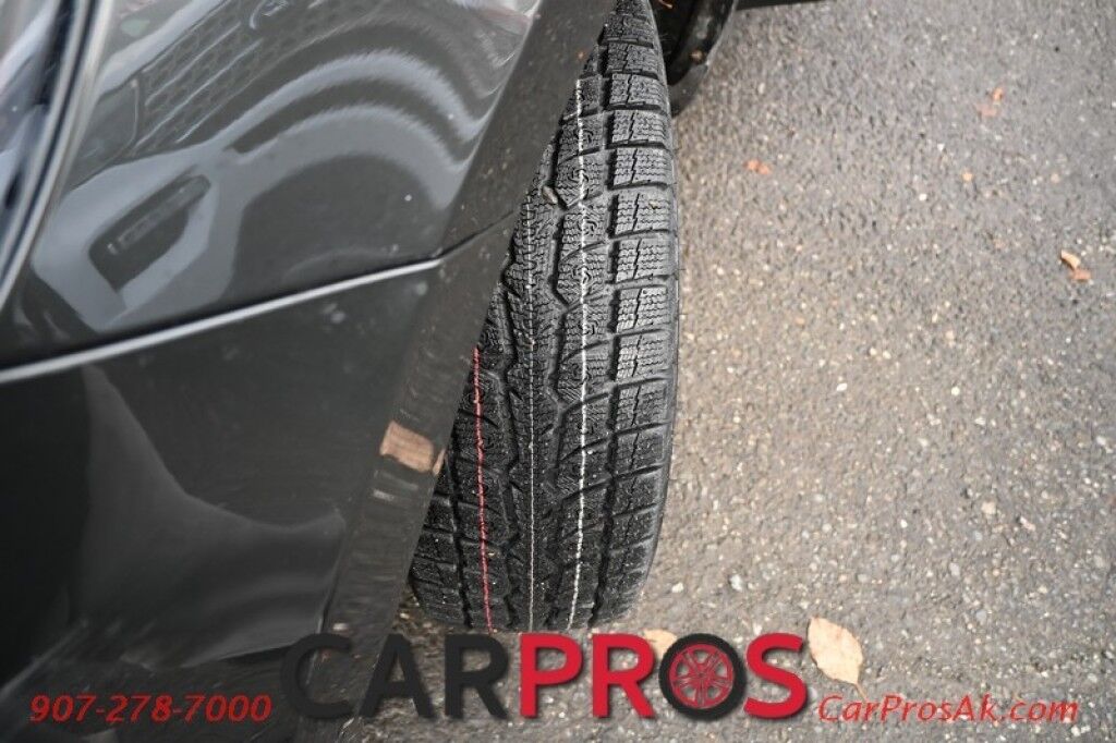 2012 Hyundai Santa Fe GLS - All Wheel Drive - Power Windows & Door Locks - Keyless Entry - AUX & USB Plug-in - Cruise Control - Aluminum Wheels - New Tires Anchorage AK