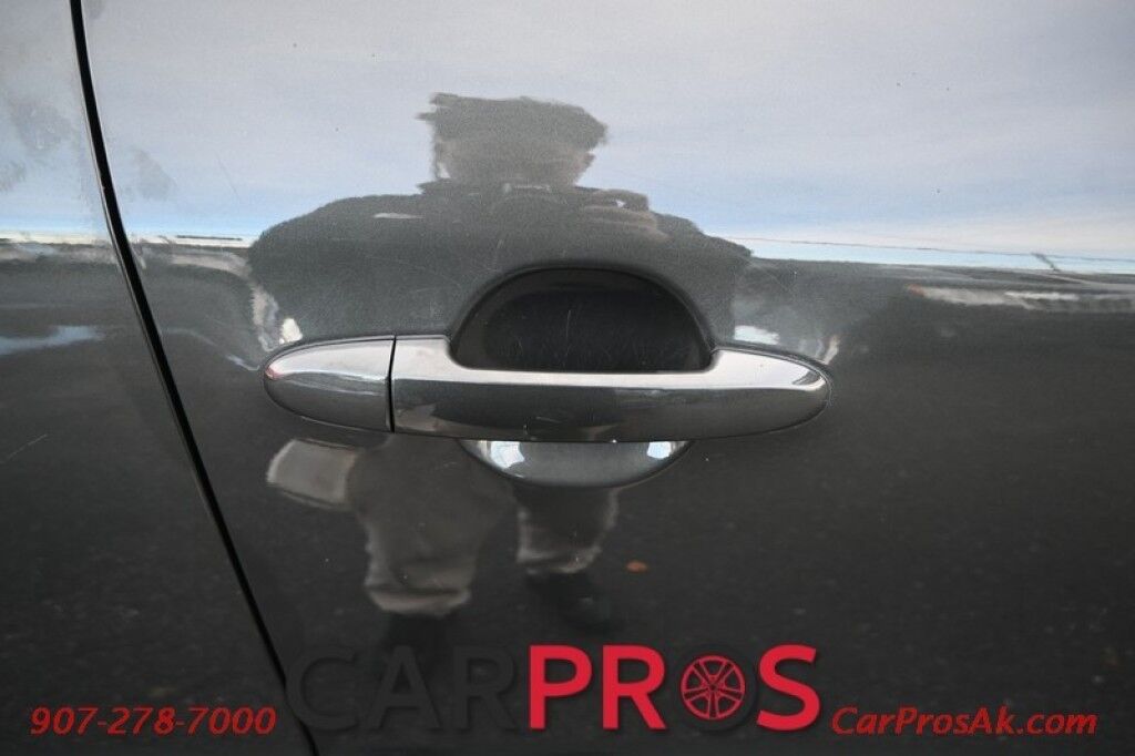 2012 Hyundai Santa Fe GLS - All Wheel Drive - Power Windows & Door Locks - Keyless Entry - AUX & USB Plug-in - Cruise Control - Aluminum Wheels - New Tires Anchorage AK