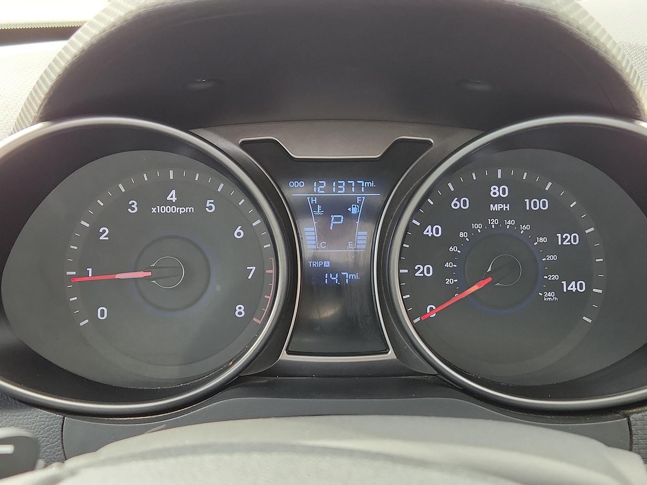 2012 Hyundai Veloster w/Black Int Lubbock TX