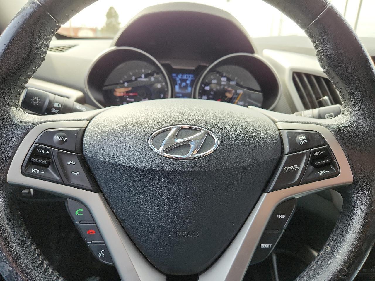 2012 Hyundai Veloster w/Black Int Lubbock TX