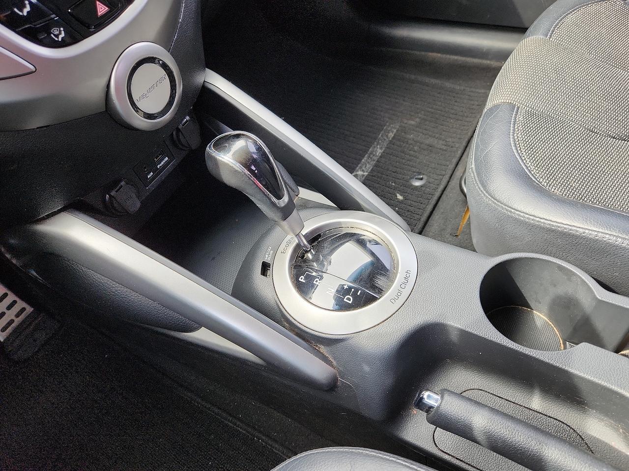 2012 Hyundai Veloster w/Black Int Lubbock TX