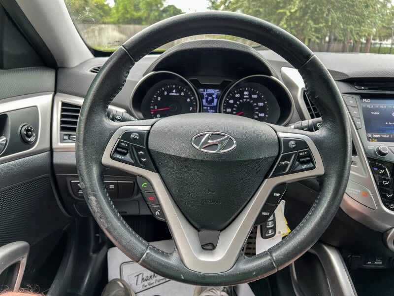 2012 Hyundai Veloster w/Black Int Wilmington NC