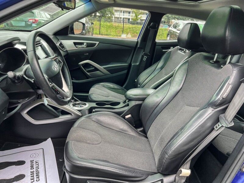 2012 Hyundai Veloster w/Black Int Wilmington NC