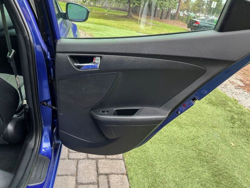 2012 Hyundai Veloster w/Black Int Wilmington NC