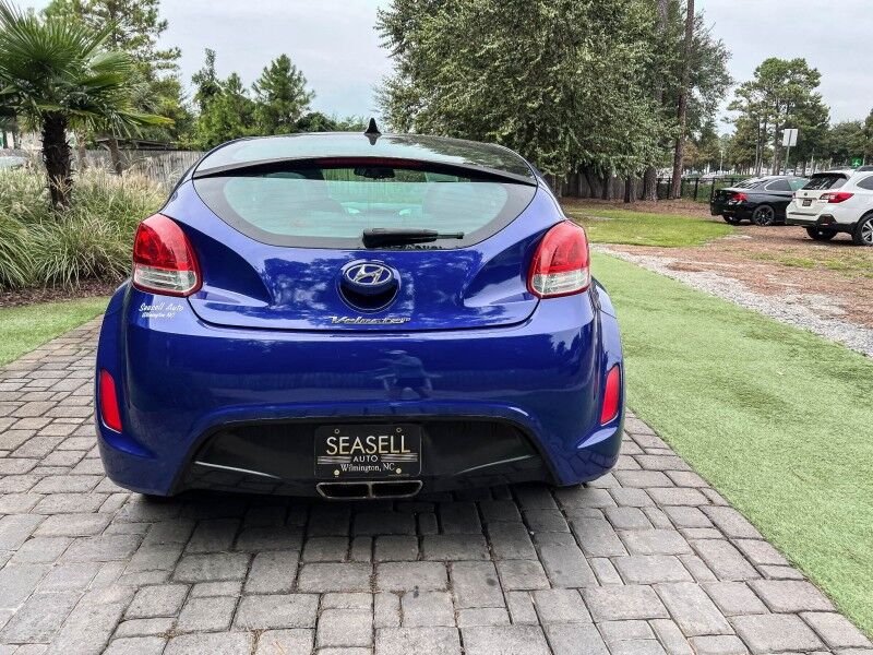 2012 Hyundai Veloster w/Black Int Wilmington NC