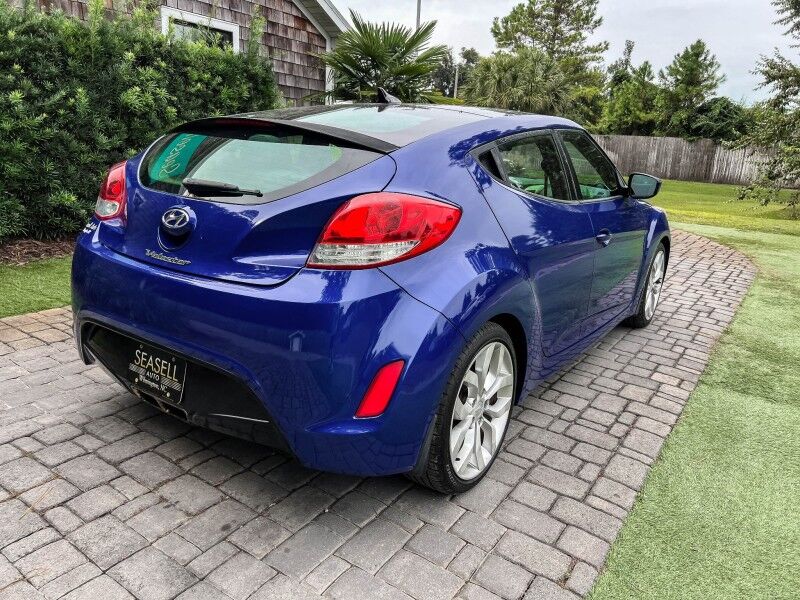 2012 Hyundai Veloster w/Black Int Wilmington NC