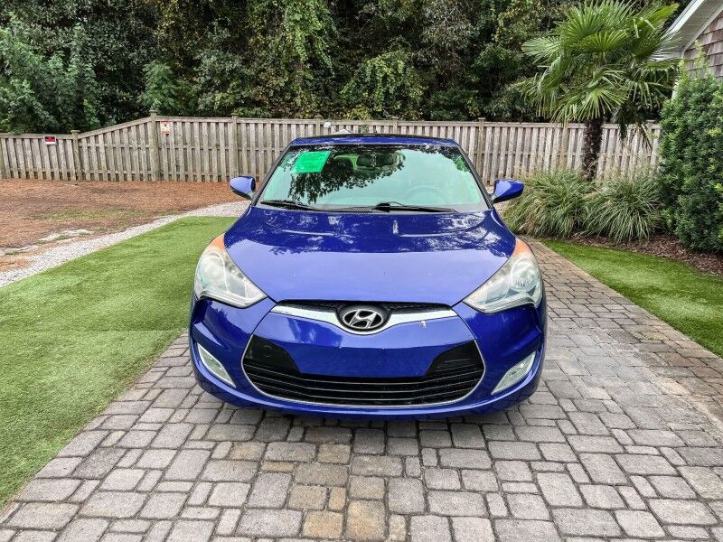 2012 Hyundai Veloster w/Black Int