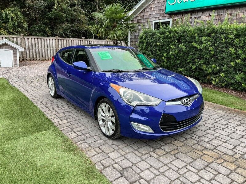 2012 Hyundai Veloster w/Black Int