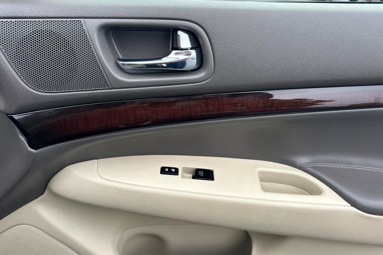 2012 INFINITI G37 Journey Roseville CA