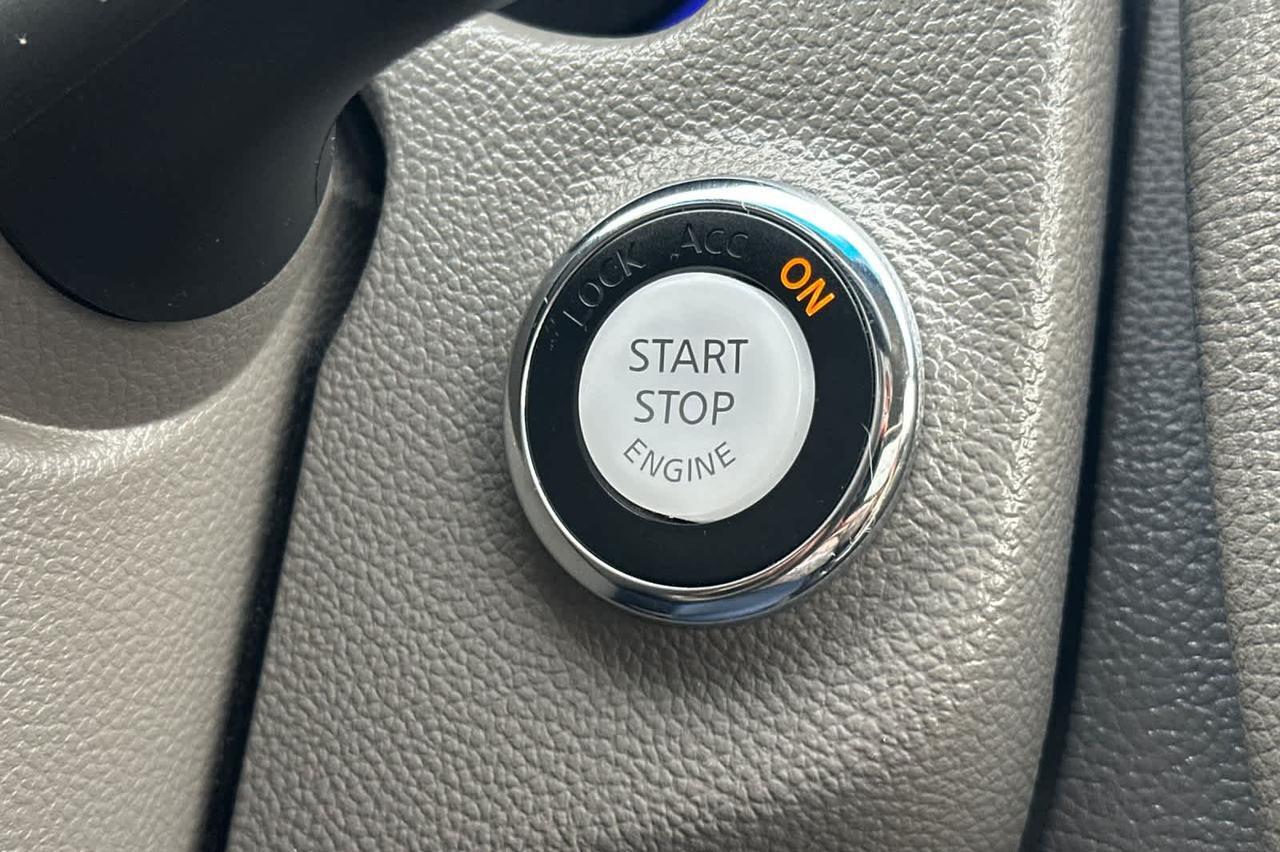 2012 INFINITI G37 Journey Roseville CA