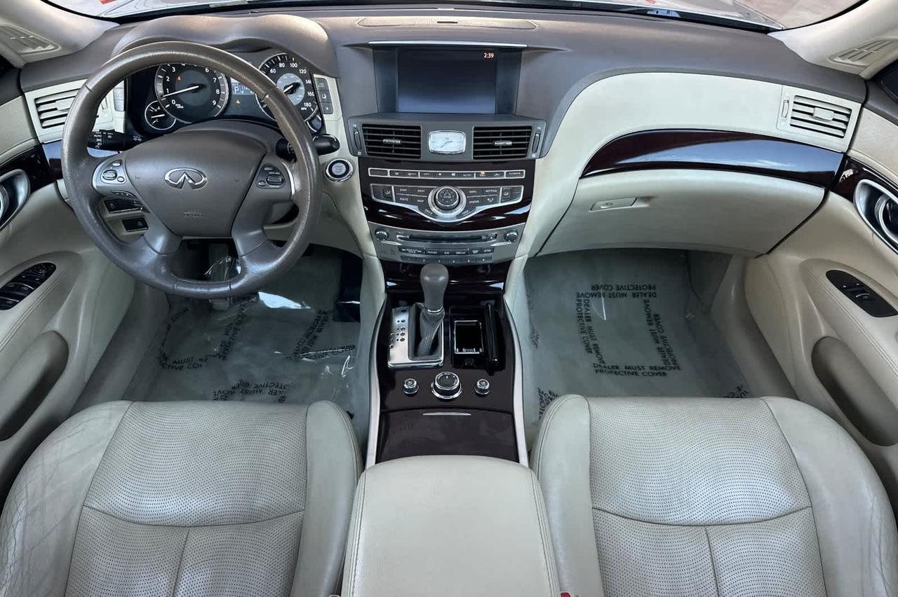 2012 INFINITI M37