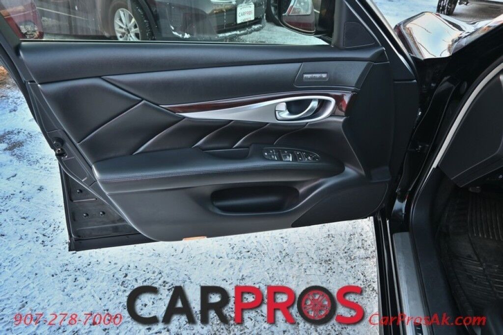 2012 INFINITI M37 X - 3.7L V6 - All Wheel Drive - Leather Power Heated Seats - Heated Steering Wheel - Navigation - Keyless Entry & Start - Sunroof - Block Heater Anchorage AK