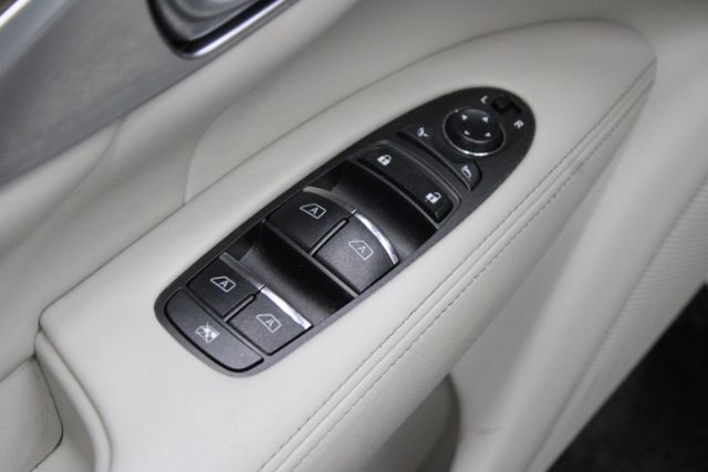 2012 INFINITI M37x PREMIUM Chantilly VA