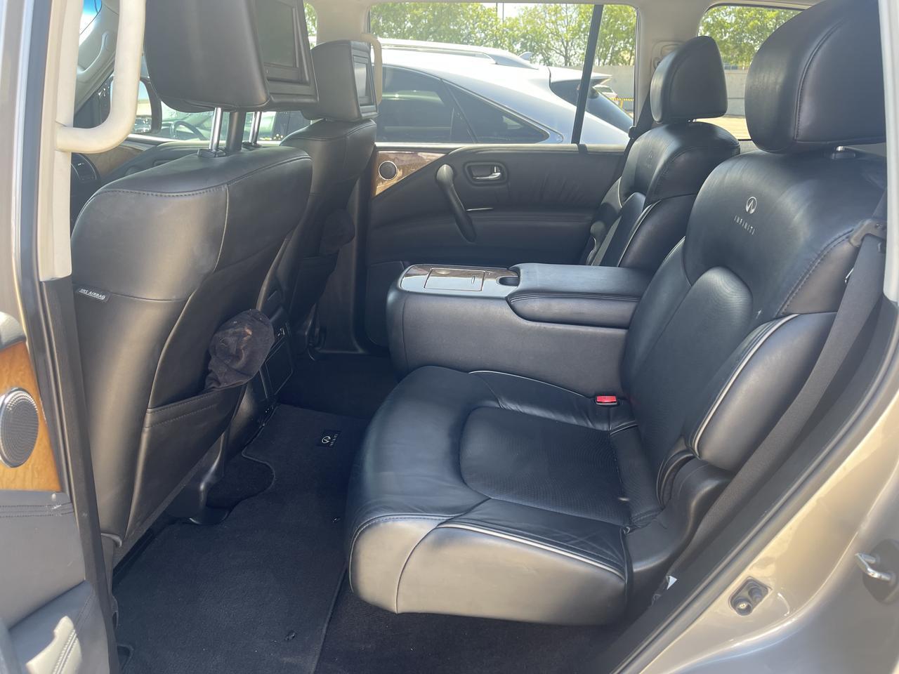 2012 Infiniti QX56 Base photo 7