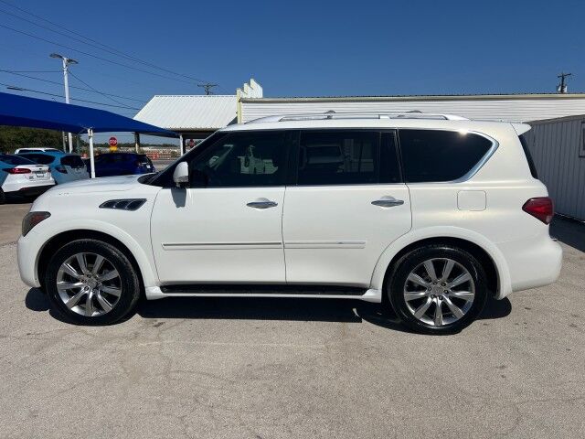 2012 INFINITI QX56 7-passenger