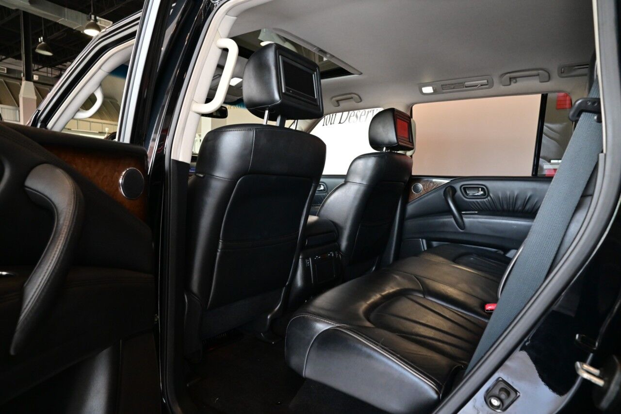 2012 INFINITI QX56 8-passenger, 22'' Wheels, Technology, Deluxe Touring, and Theater Pkg Springfield NJ