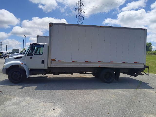2012 International 4300 6.4 POWER STROKE,ONE OWNE ONE OWNER,LIKE NEW CONDITIONS,6.4 DIESEL Charlotte NC