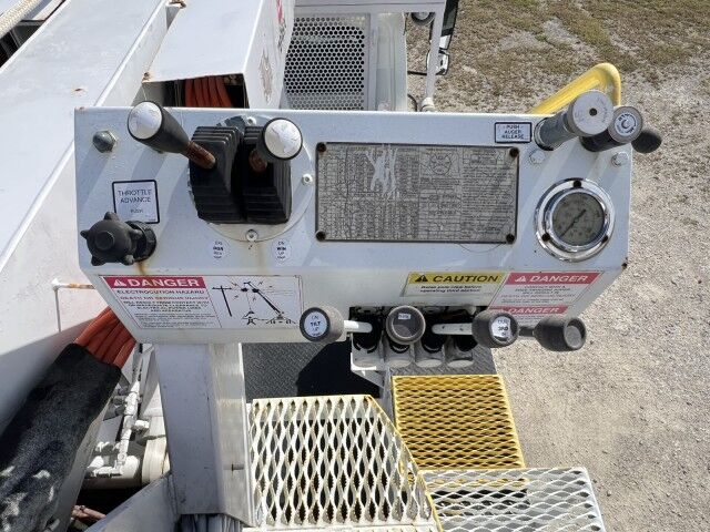 2012 International DuraStar 4300 TEREX Commander C4045 Digger Derrick Utility Truck Homestead FL