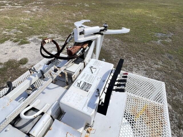 2012 International DuraStar 4300 TEREX Commander C4045 Digger Derrick Utility Truck Homestead FL