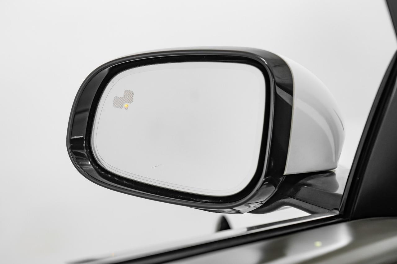 2012 Jaguar XJL BLIND SPOT ASSIST NAVIGATION PANORAMA LEATHER HEATED SEATS REAR Carrollton TX