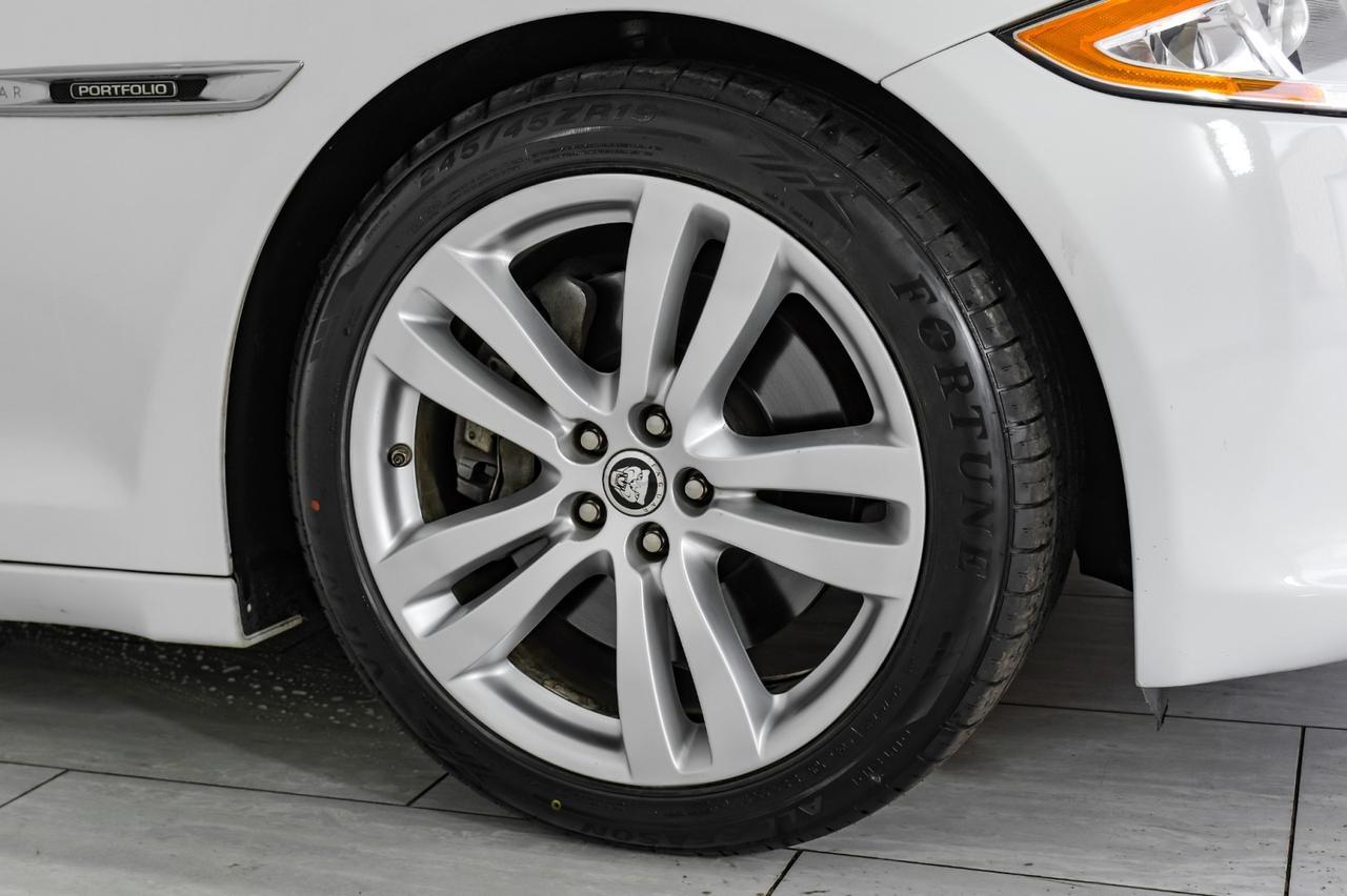 2012 Jaguar XJL BLIND SPOT ASSIST NAVIGATION PANORAMA LEATHER HEATED SEATS REAR Carrollton TX