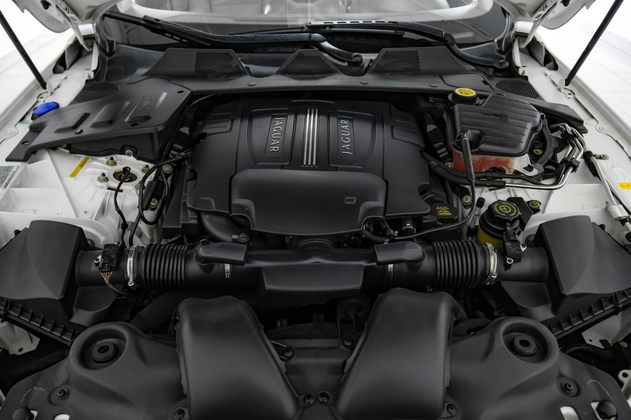 2012 Jaguar XJL BLIND SPOT ASSIST NAVIGATION PANORAMA LEATHER HEATED SEATS REAR Carrollton TX