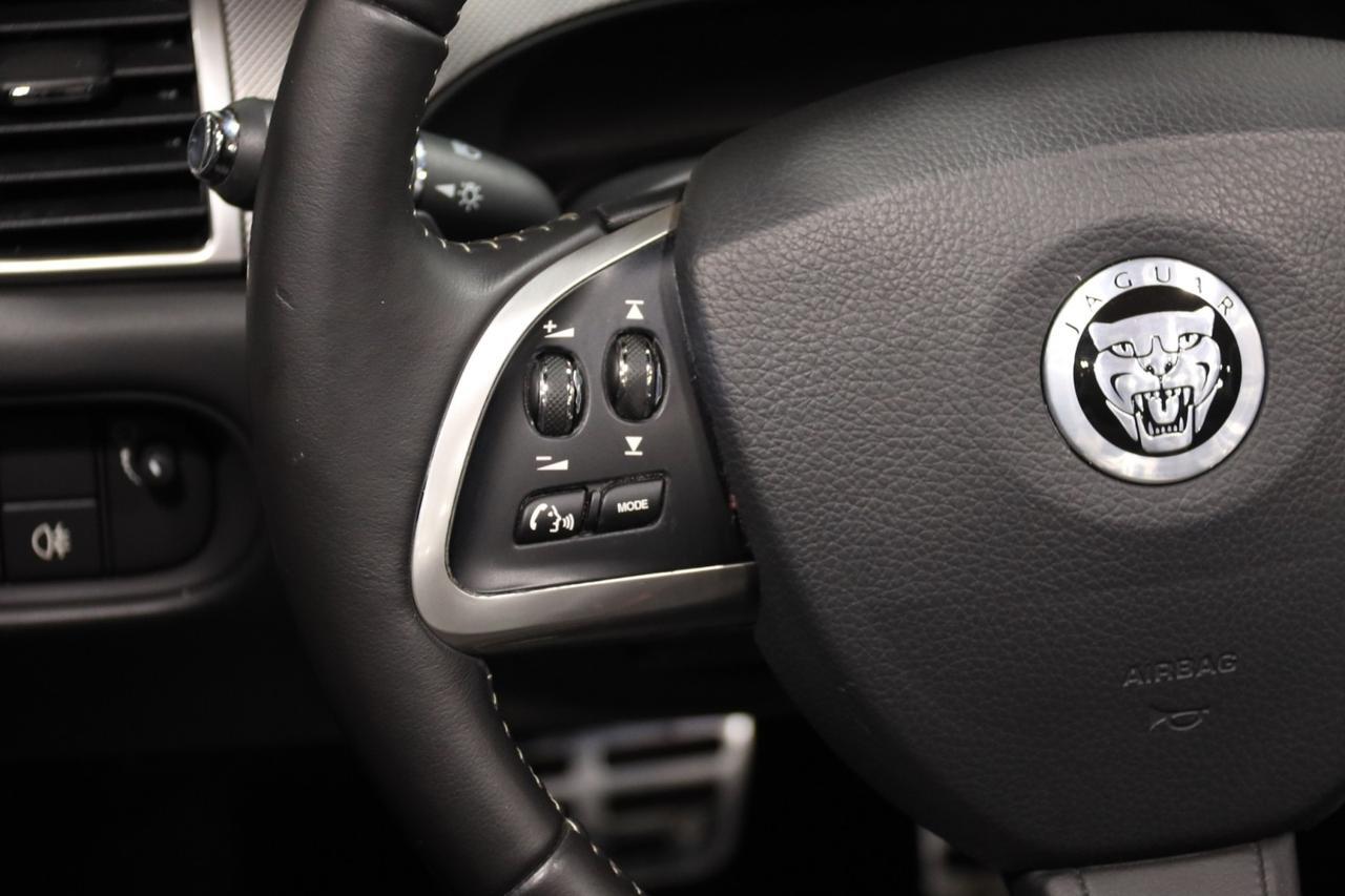 2012 Jaguar XKR 2dr Convertible Skokie IL