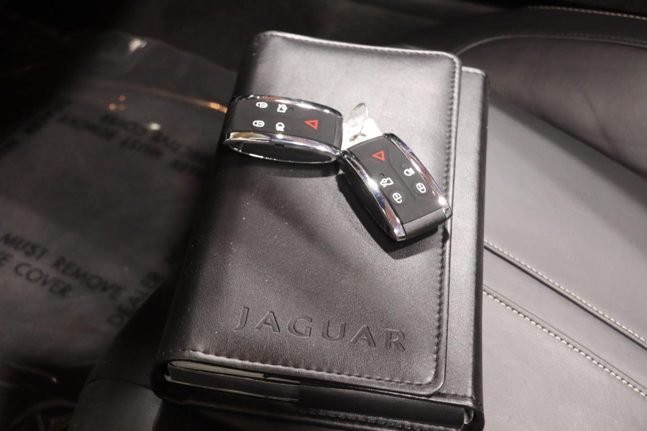 2012 Jaguar XKR 2dr Convertible Skokie IL