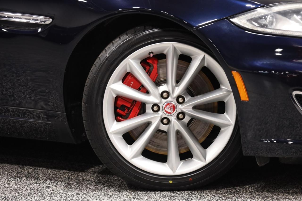 2012 Jaguar XKR 2dr Convertible Skokie IL