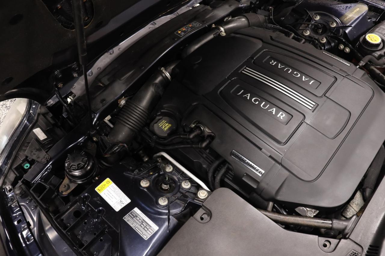 2012 Jaguar XKR 2dr Convertible Skokie IL
