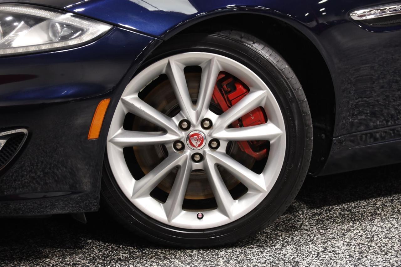2012 Jaguar XKR 2dr Convertible Skokie IL