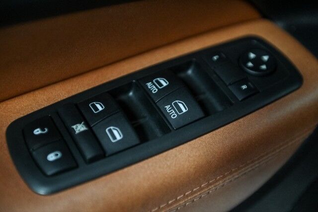 2012 Jeep Grand Cherokee 4WD Overland 4dr SUV Chicago IL