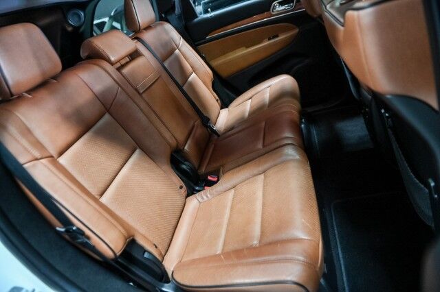 2012 Jeep Grand Cherokee 4WD Overland 4dr SUV Chicago IL