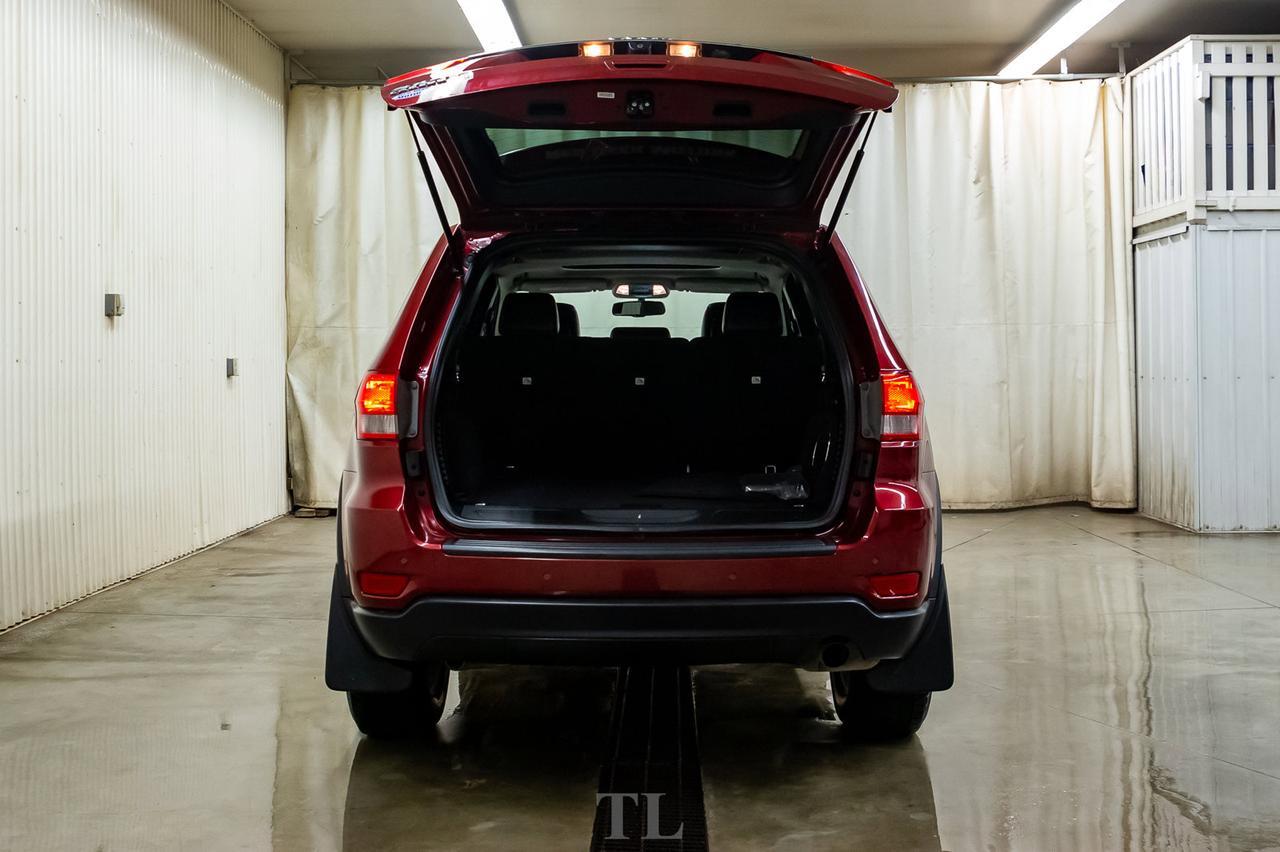 2012 Jeep Grand Cherokee 4x4 Laredo Leather Roof Nav BCam Red Deer AB